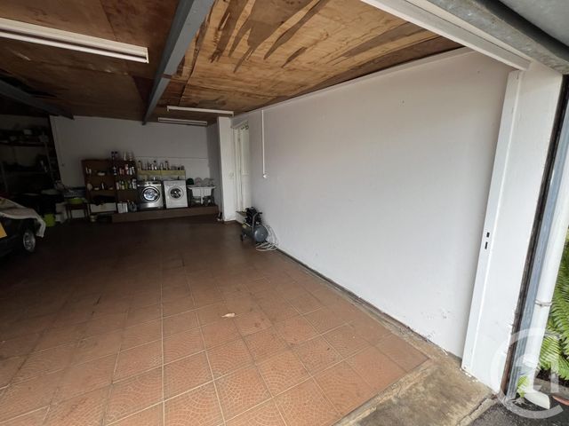 maison à vendre - 9 pièces - 414.0 m2 - ST DENIS - 974 - REUNION - Century 21 Lancastel