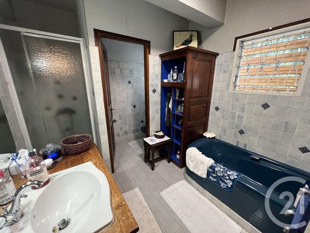 maison à vendre - 9 pièces - 414.0 m2 - ST DENIS - 974 - REUNION - Century 21 Lancastel