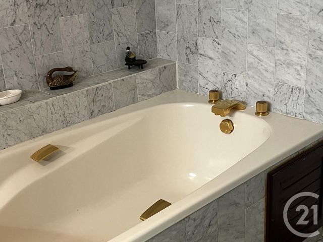 maison à vendre - 9 pièces - 414.0 m2 - ST DENIS - 974 - REUNION - Century 21 Lancastel