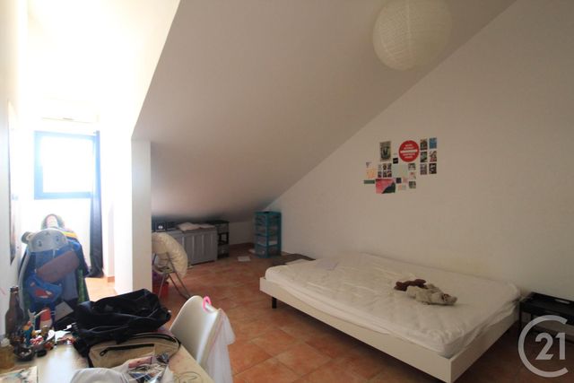 Afficher la photo en grand Appartement F4 à vendre - 4 pièces - 81.0 m2 - ST DENIS - 974 - REUNION - Century 21 Lancastel