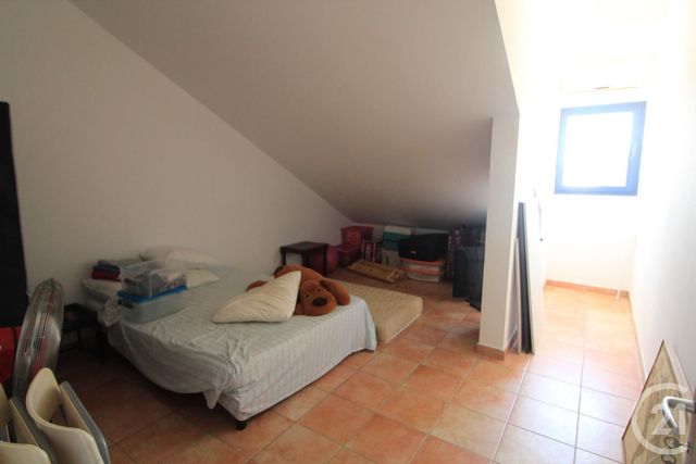 Afficher la photo en grand Appartement F4 à vendre - 4 pièces - 81.0 m2 - ST DENIS - 974 - REUNION - Century 21 Lancastel