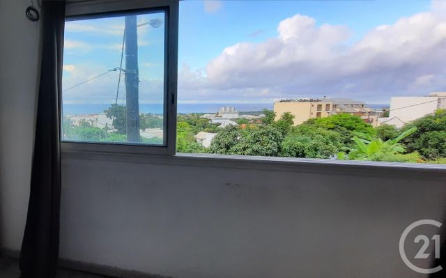 Appartement F2 à vendre ST DENIS