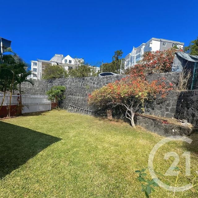 Afficher la photo en grand maison à vendre - 4 pièces - 145.0 m2 - ST DENIS - 974 - REUNION - Century 21 Lancastel