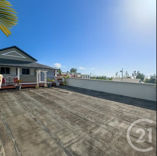 Afficher la photo en grand maison à vendre - 4 pièces - 145.0 m2 - ST DENIS - 974 - REUNION - Century 21 Lancastel