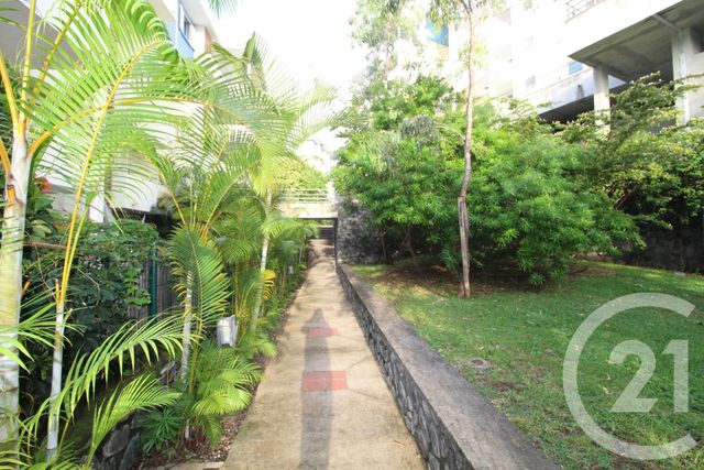 Appartement F3 à vendre - 3 pièces - 63.46 m2 - ST DENIS - 974 - REUNION - Century 21 Lancastel