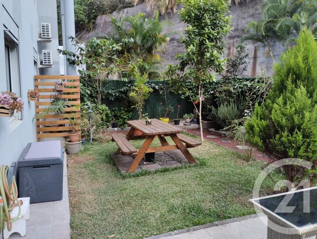 Appartement F2 à vendre - 2 pièces - 52.94 m2 - ST DENIS - 974 - REUNION - Century 21 Lancastel