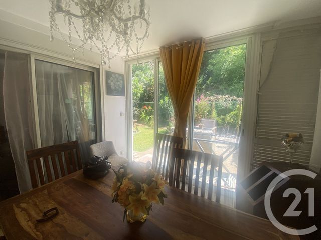 Appartement F2 à vendre - 2 pièces - 52.94 m2 - ST DENIS - 974 - REUNION - Century 21 Lancastel