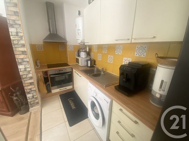 Appartement F2 à vendre - 2 pièces - 52.94 m2 - ST DENIS - 974 - REUNION - Century 21 Lancastel