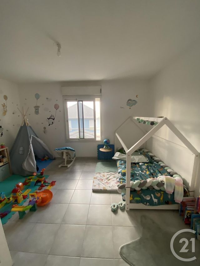 Appartement F4 à vendre - 3 pièces - 78.0 m2 - ST DENIS - 974 - REUNION - Century 21 Lancastel