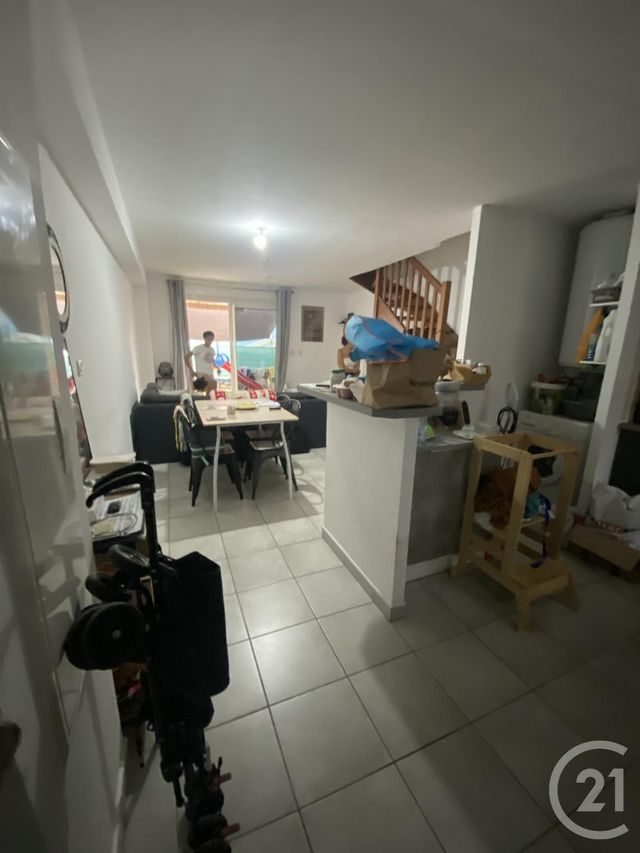 Appartement F4 à vendre - 3 pièces - 78.0 m2 - ST DENIS - 974 - REUNION - Century 21 Lancastel