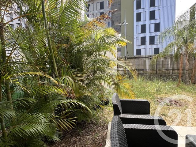 Afficher la photo en grand Appartement F2 à vendre - 2 pièces - 49.5 m2 - STE MARIE - 974 - REUNION - Century 21 Lancastel