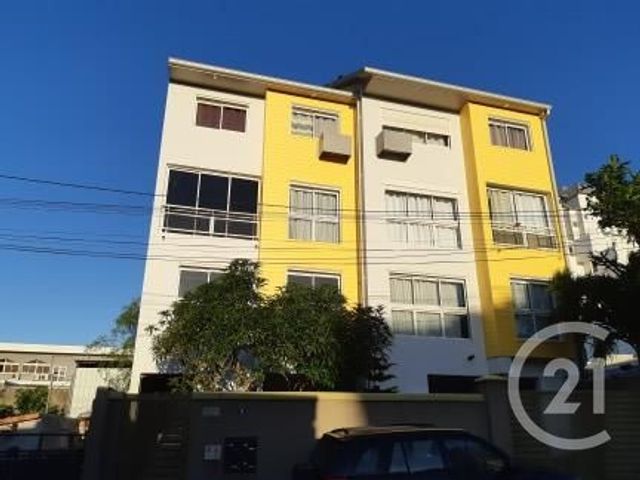 Appartement F5 à vendre - 5 pièces - 88.57 m2 - ST DENIS - 974 - REUNION - Century 21 Lancastel