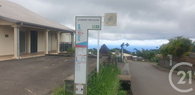 Afficher la photo en grand maison à vendre - 5 pièces - 115.37 m2 - ST PAUL - 974 - REUNION - Century 21 Lancastel