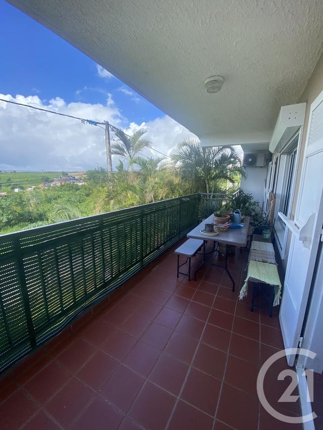Afficher la photo en grand Appartement F3 à vendre - 3 pièces - 90.14 m2 - STE MARIE - 974 - REUNION - Century 21 Lancastel