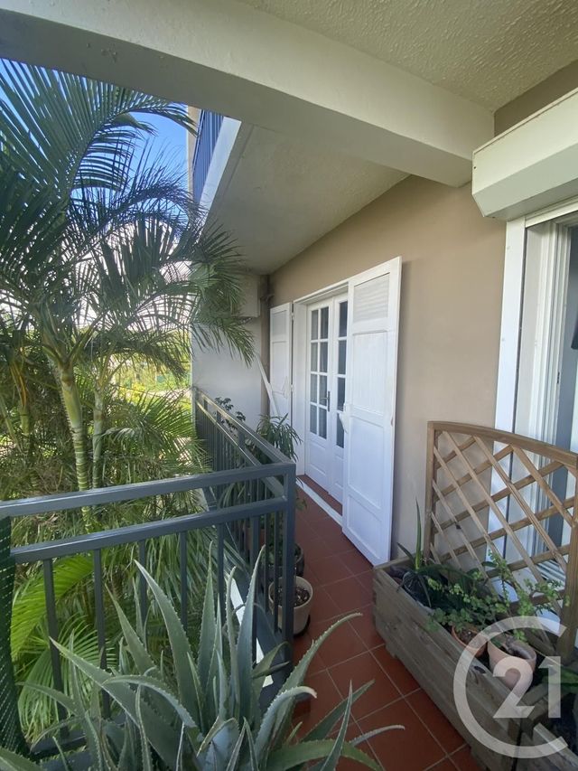 Afficher la photo en grand Appartement F3 à vendre - 3 pièces - 90.14 m2 - STE MARIE - 974 - REUNION - Century 21 Lancastel