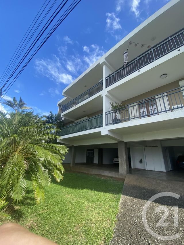 Afficher la photo en grand Appartement F3 à vendre - 3 pièces - 90.14 m2 - STE MARIE - 974 - REUNION - Century 21 Lancastel