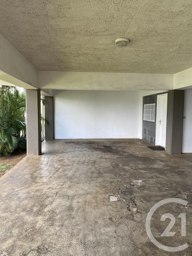 Afficher la photo en grand Appartement F3 à vendre - 3 pièces - 90.14 m2 - STE MARIE - 974 - REUNION - Century 21 Lancastel
