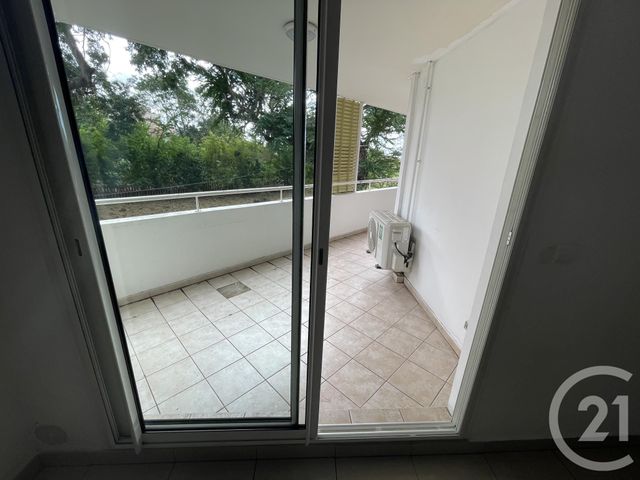 Appartement F3 à vendre - 3 pièces - 56.83 m2 - ST DENIS - 974 - REUNION - Century 21 Lancastel