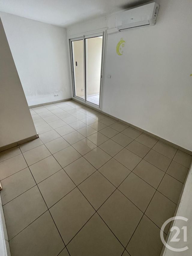 Appartement F3 à vendre - 3 pièces - 56.83 m2 - ST DENIS - 974 - REUNION - Century 21 Lancastel