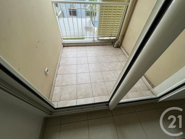 Appartement F3 à vendre - 3 pièces - 56.83 m2 - ST DENIS - 974 - REUNION - Century 21 Lancastel