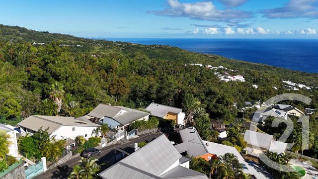 maison à vendre - 6 pièces - 166.1 m2 - ST DENIS - 974 - REUNION - Century 21 Lancastel