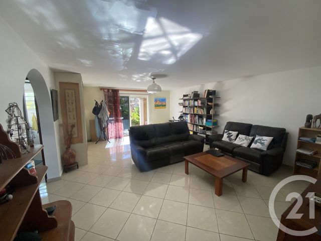 maison à vendre - 6 pièces - 166.1 m2 - ST DENIS - 974 - REUNION - Century 21 Lancastel