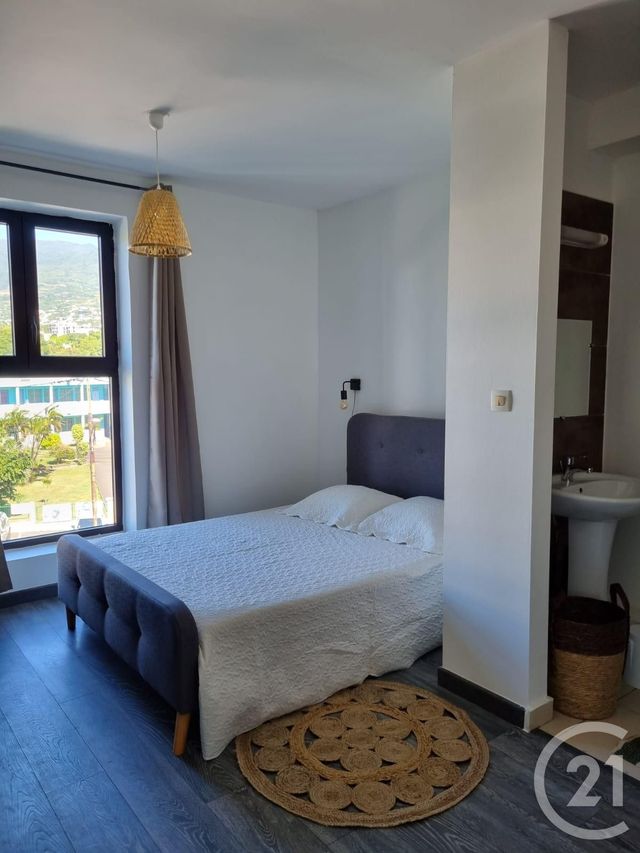 Appartement F2 à vendre - 2 pièces - 40.0 m2 - ST DENIS - 974 - REUNION - Century 21 Lancastel