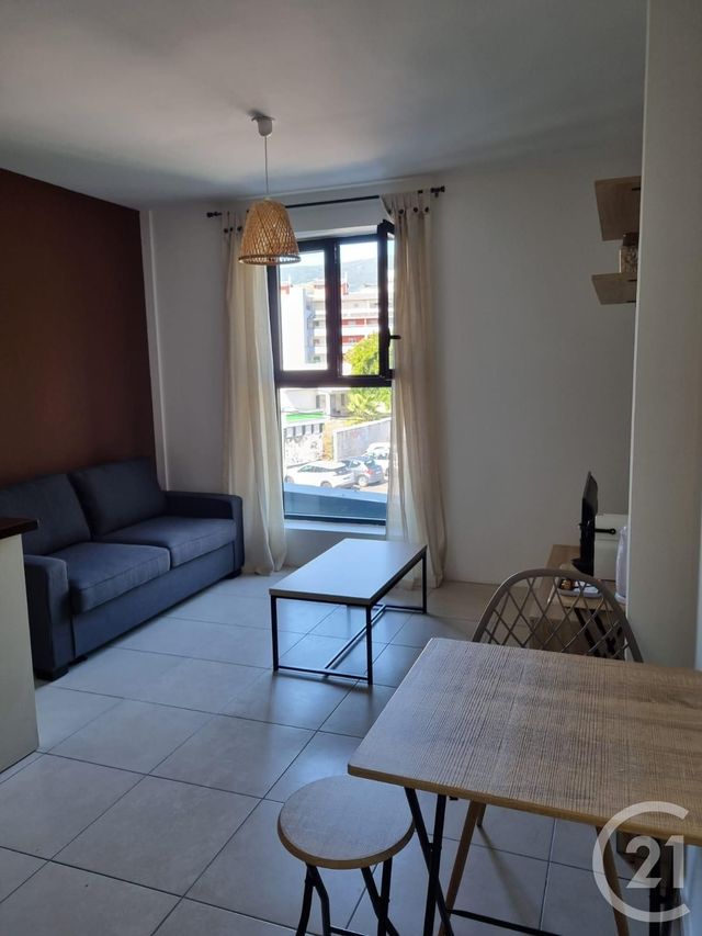 Appartement F2 à vendre - 2 pièces - 40.0 m2 - ST DENIS - 974 - REUNION - Century 21 Lancastel