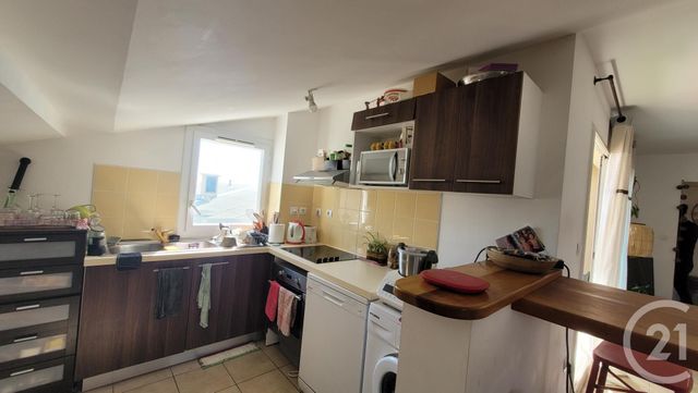 Appartement F4 à vendre - 4 pièces - 86.67 m2 - ST DENIS - 974 - REUNION - Century 21 Lancastel