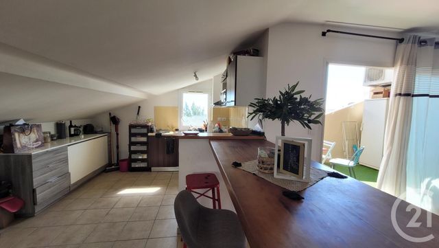 Appartement F4 à vendre - 4 pièces - 86.67 m2 - ST DENIS - 974 - REUNION - Century 21 Lancastel