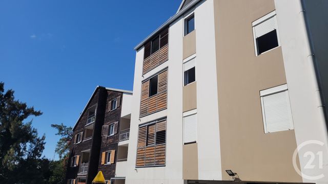 Appartement F4 à vendre - 4 pièces - 86.67 m2 - ST DENIS - 974 - REUNION - Century 21 Lancastel