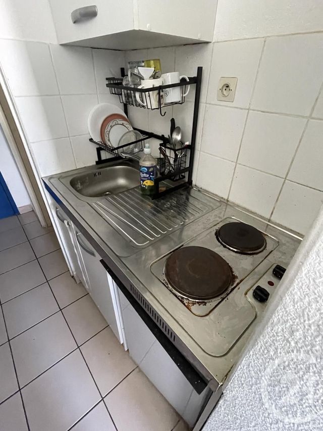 Appartement F1 à vendre - 1 pièce - 19.3 m2 - ST DENIS - 974 - REUNION - Century 21 Lancastel