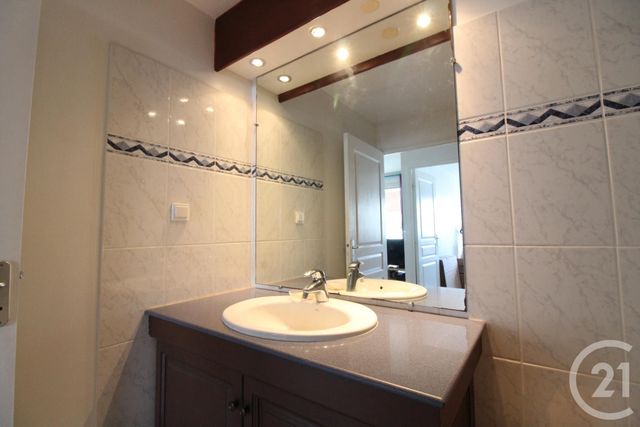 Appartement F2 à vendre - 2 pièces - 42.1 m2 - ST DENIS - 974 - REUNION - Century 21 Lancastel