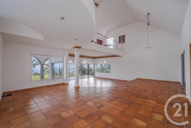 Afficher la photo en grand maison à vendre - 15 pièces - 478.41 m2 - ST DENIS - 974 - REUNION - Century 21 Lancastel