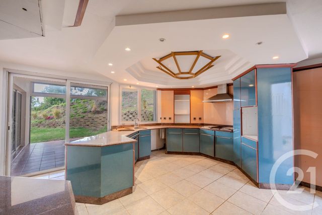 Afficher la photo en grand maison à vendre - 15 pièces - 478.41 m2 - ST DENIS - 974 - REUNION - Century 21 Lancastel