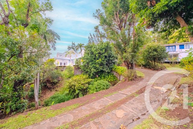 Afficher la photo en grand maison à vendre - 15 pièces - 478.41 m2 - ST DENIS - 974 - REUNION - Century 21 Lancastel