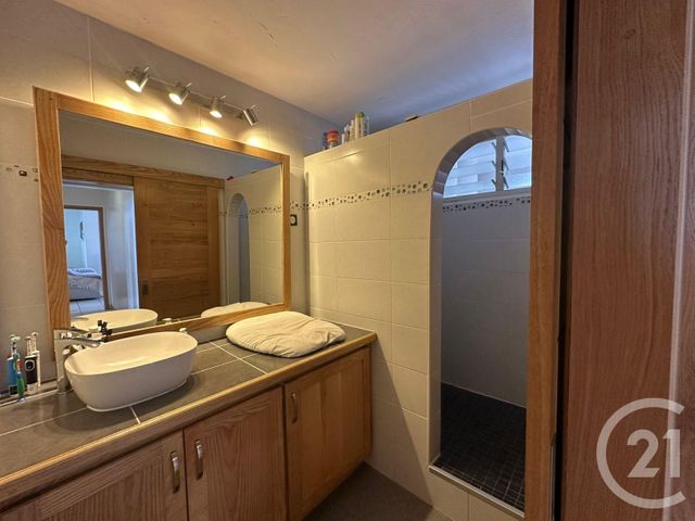 Appartement F4 à vendre - 4 pièces - 76.99 m2 - ST DENIS - 974 - REUNION - Century 21 Lancastel