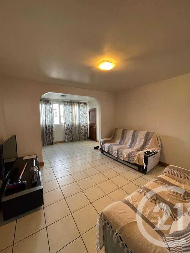 Appartement F4 à vendre - 4 pièces - 76.99 m2 - ST DENIS - 974 - REUNION - Century 21 Lancastel