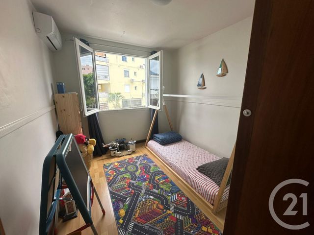 Appartement F4 à vendre - 4 pièces - 76.99 m2 - ST DENIS - 974 - REUNION - Century 21 Lancastel