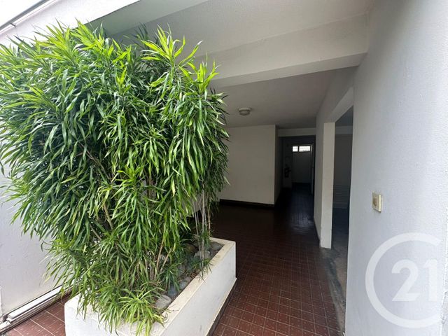 Appartement F4 à vendre - 4 pièces - 76.99 m2 - ST DENIS - 974 - REUNION - Century 21 Lancastel