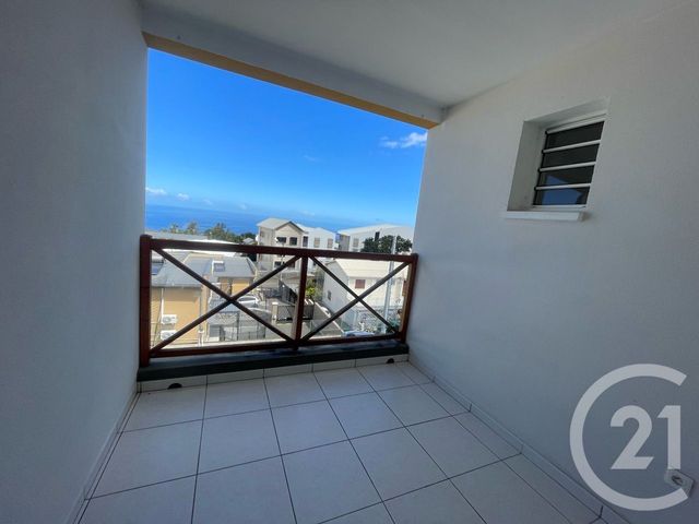 Appartement Studio à vendre - 1 pièce - 26.0 m2 - LES AVIRONS - 974 - REUNION - Century 21 Lancastel