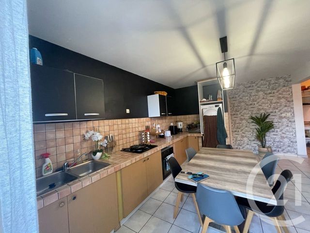 Appartement F2 à vendre - 2 pièces - 52.86 m2 - ST DENIS - 974 - REUNION - Century 21 Lancastel