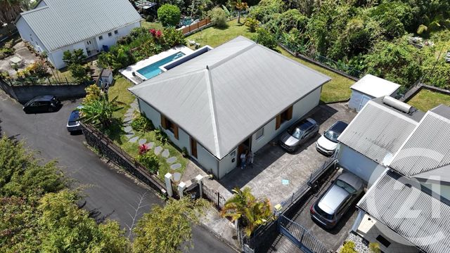 maison à vendre - 5 pièces - 184.0 m2 - ST DENIS - 974 - REUNION - Century 21 Lancastel