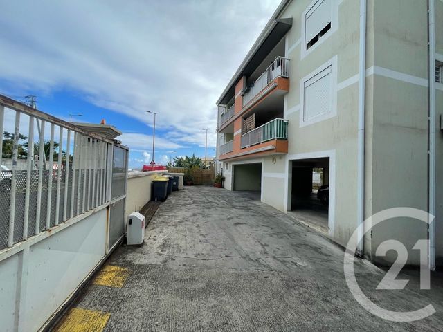 Appartement F4 à vendre - 4 pièces - 130.0 m2 - ST DENIS - 974 - REUNION - Century 21 Lancastel