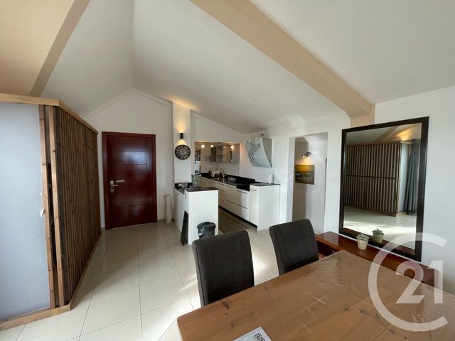 Appartement F4 à vendre - 4 pièces - 130.0 m2 - ST DENIS - 974 - REUNION - Century 21 Lancastel