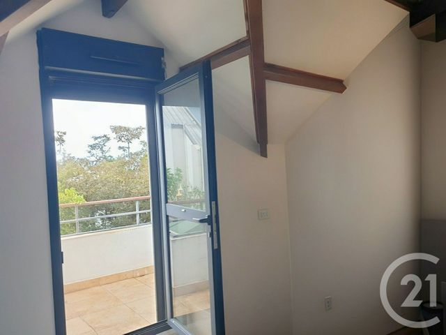 Appartement Duplex à vendre - 4 pièces - 85.49 m2 - ST PAUL - 974 - REUNION - Century 21 Lancastel