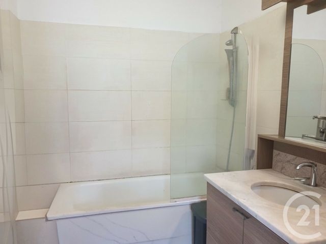 Appartement Duplex à vendre - 4 pièces - 85.49 m2 - ST PAUL - 974 - REUNION - Century 21 Lancastel