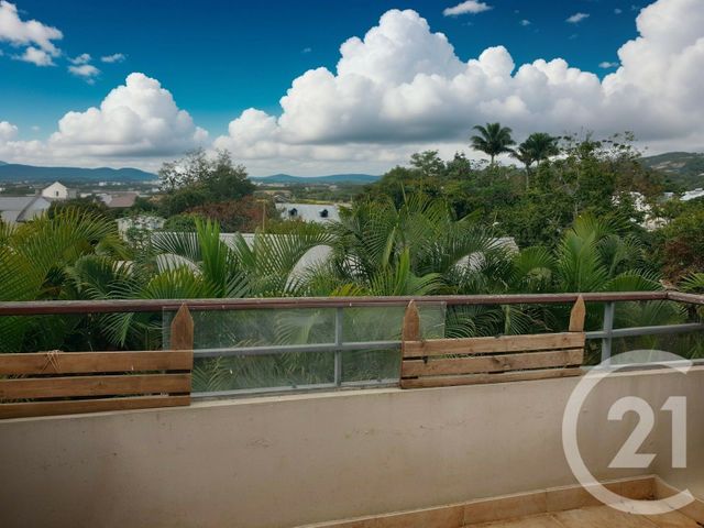 Appartement Duplex à vendre - 4 pièces - 85.49 m2 - ST PAUL - 974 - REUNION - Century 21 Lancastel