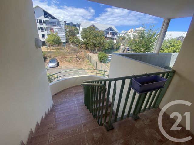 Appartement F3 à vendre - 3 pièces - 53.5 m2 - ST PAUL - 974 - REUNION - Century 21 Lancastel