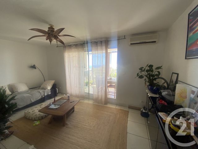 Appartement F3 à vendre - 3 pièces - 53.5 m2 - ST PAUL - 974 - REUNION - Century 21 Lancastel